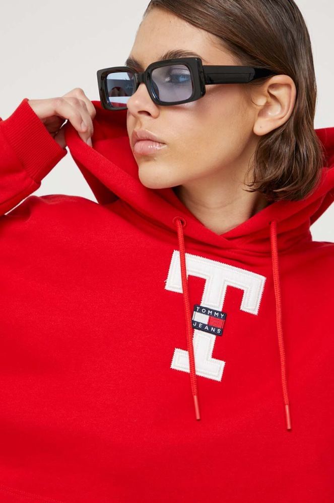 Кофта Tommy Jeans жіноча колір червоний з капюшоном з аплікацією (3362311)