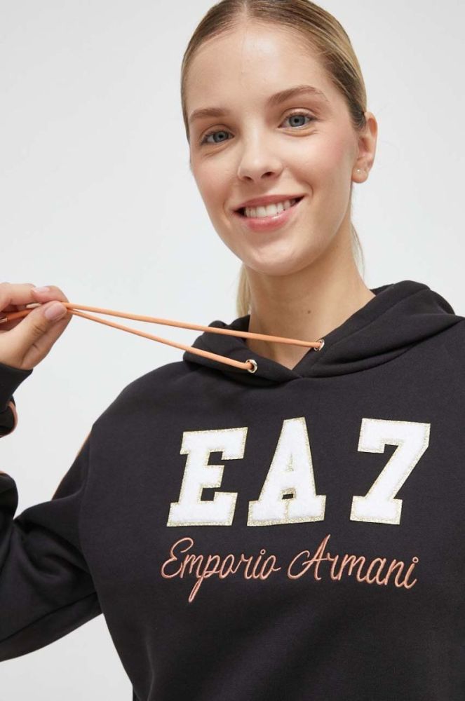Кофта EA7 Emporio Armani жіноча колір чорний з капюшоном з аплікацією фото 4