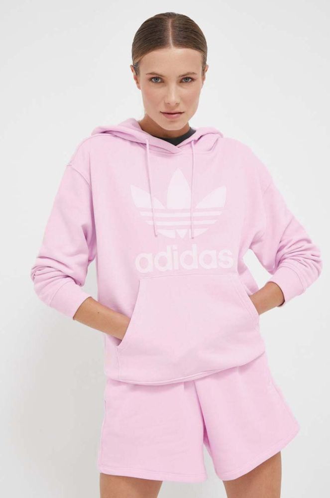 Бавовняна кофта adidas Originals жіноча колір рожевий з капюшоном з принтом (3380945)