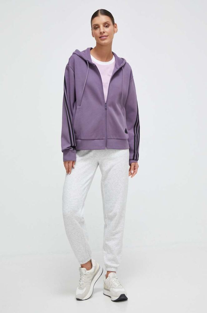 Кофта adidas жіноча колір фіолетовий з капюшоном з аплікацією (3605275)