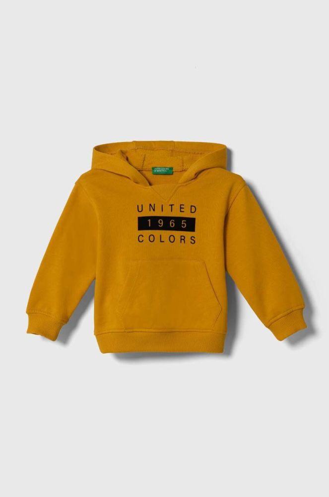 Дитяча бавовняна кофта United Colors of Benetton колір жовтий з капюшоном візерунок (3388138)