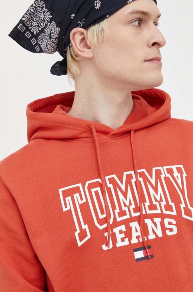 Бавовняна кофта Tommy Jeans чоловіча колір помаранчевий з капюшоном з принтом фото 4