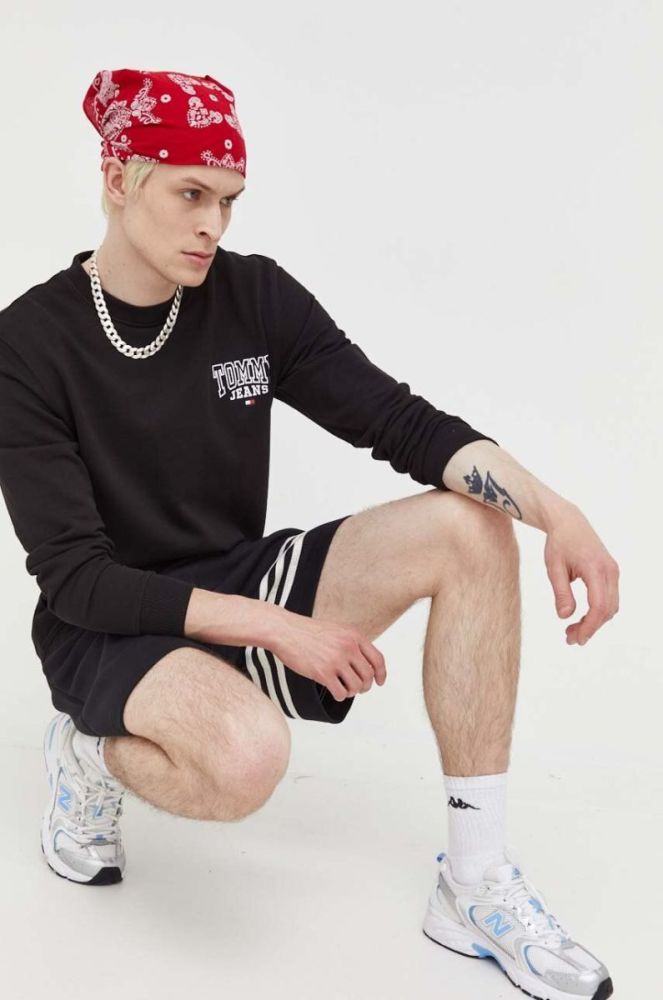 Бавовняна кофта Tommy Jeans чоловіча колір чорний з принтом (3281798) фото 2