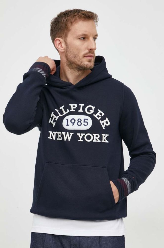 Кофта Tommy Hilfiger чоловіча колір синій з капюшоном з аплікацією (3570970) фото 4