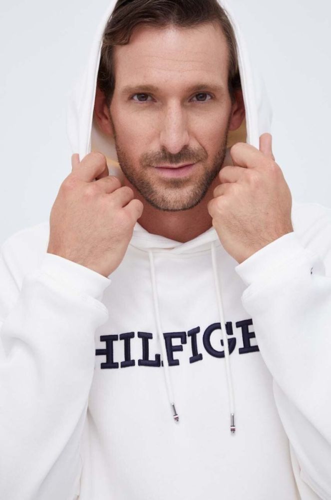 Кофта Tommy Hilfiger чоловіча колір бежевий з капюшоном з аплікацією (3519729) фото 4