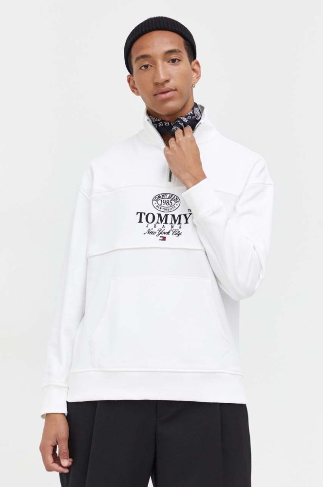 Бавовняна кофта Tommy Jeans чоловіча колір білий з аплікацією (3574300)