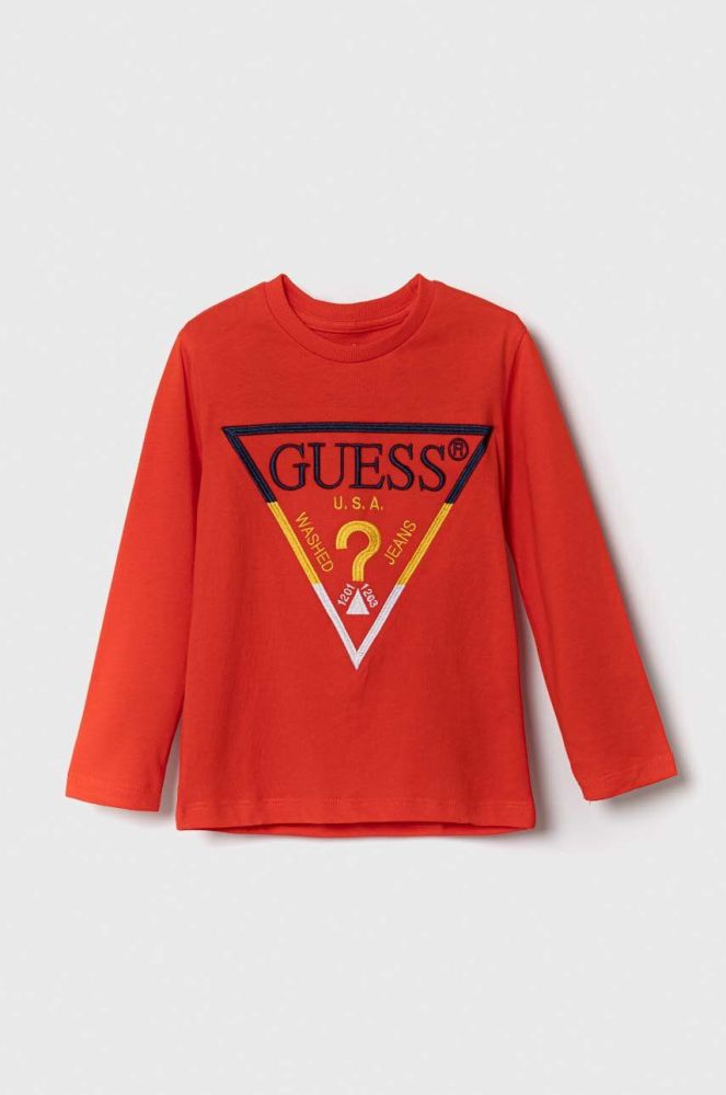 Дитячий бавовняний лонгслів Guess колір червоний з аплікацією (3365823)