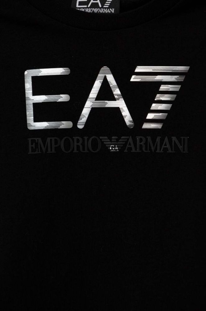 Дитячий бавовняний лонгслів EA7 Emporio Armani колір чорний з принтом фото 3