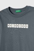Дитячий бавовняний лонгслів United Colors of Benetton колір сірий з принтом (3403422)