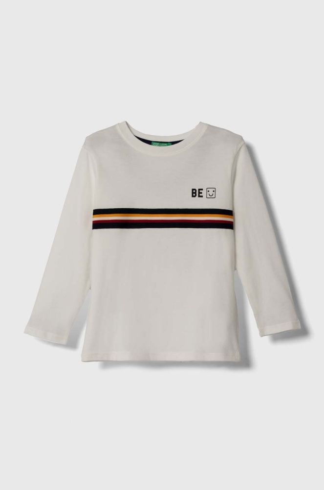 Дитячий бавовняний лонгслів United Colors of Benetton колір білий з аплікацією (3390887)