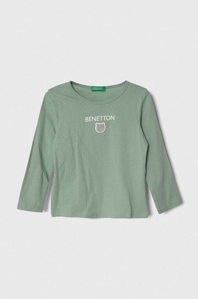 Дитячий бавовняний лонгслів United Colors of Benetton колір зелений з принтом (3629405)