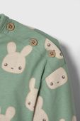 Бавовняний лонгслів для немовлят United Colors of Benetton колір зелений візерунок