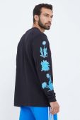 Бавовняний лонгслів adidas Originals колір чорний з принтом (3506942)