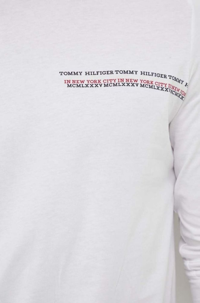 Бавовняний лонгслів Tommy Hilfiger колір білий з принтом (3496638) фото 5