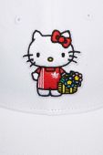 Дитяча бавовняна кепка adidas Originals x Hello Kitty колір білий з аплікацією