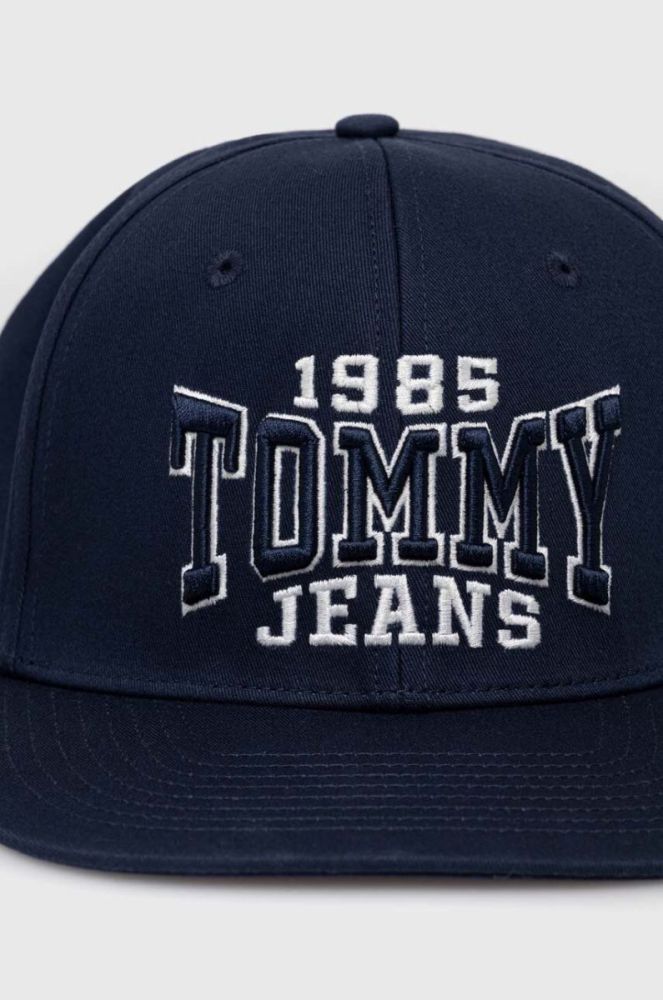 Бавовняна бейсболка Tommy Jeans колір синій з аплікацією (3268903) фото 2