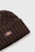 Шапка Dickies колір коричневий з товстого трикотажу Шапка Dickies колір коричневий з товстого трикотажу