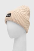 Шапка Karl Kani колір бежевий з товстого трикотажу (3650586)