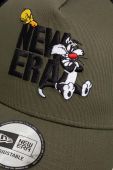 Кепка New Era колір зелений візерунок DAFFY DUCK