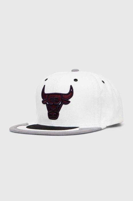 Кепка Mitchell&Ness CHICAGO BULLS колір білий з аплікацією (3505896)