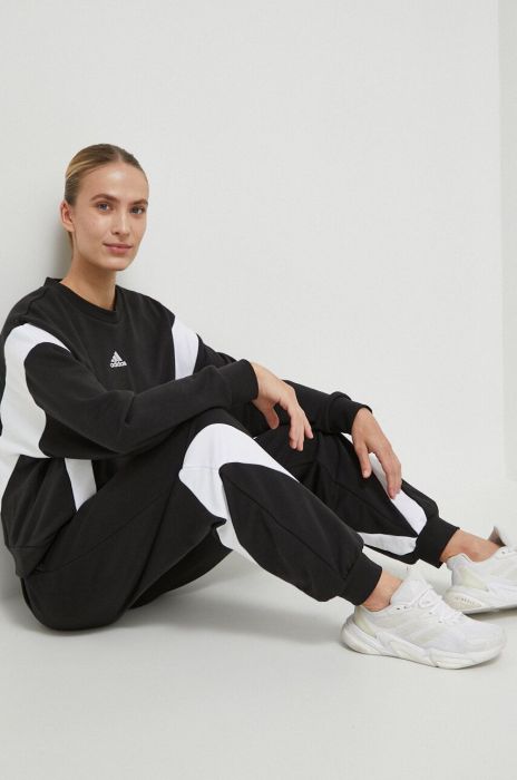 Спортивний костюм adidas жіночий колір чорний (3553838)