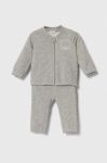 Дитячий бавовняний костюм United Colors of Benetton колір сірий (3389055)