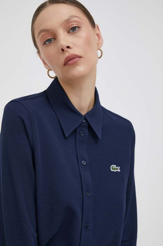 Бавовняна сорочка Lacoste жіноча колір синій regular класичний комір