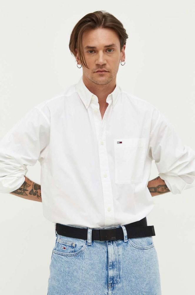 Бавовняна сорочка Tommy Jeans чоловіча колір білий relaxed комір button-down
