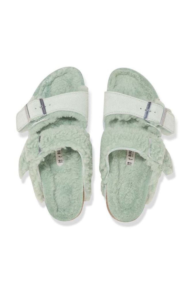 Замшеві шльопанці Birkenstock Arizona жіночі колір зелений 1025539 фото 4