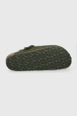 Замшеві шльопанці Birkenstock Boston жіночі колір зелений 1025667 Замшеві шльопанці Birkenstock Boston жіночі колір зелений 1025667