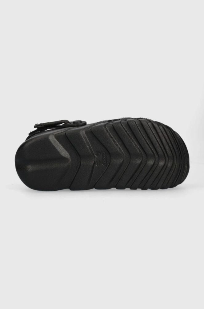 Шльопанці Crocs Duet Max II Clog жіночі колір чорний на платформі 208776 фото 5