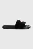 Шльопанці Tommy Jeans TJW FUR POOL SLIDE жіночі колір чорний EN0EN02410