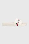 Шльопанці Tommy Hilfiger CORPORATE FLAG POOL чоловічі колір білий FM0FM04613 Шльопанці Tommy Hilfiger CORPORATE FLAG POOL чоловічі колір білий FM0FM04613