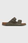 Замшеві шльопанці Birkenstock Arizona чоловічі колір зелений 1025657 Замшеві шльопанці Birkenstock Arizona чоловічі колір зелений 1025657