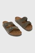 Замшеві шльопанці Birkenstock Arizona чоловічі колір зелений 1025657