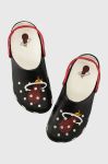 Шльопанці Crocs NBA Miami Classic Clog колір чорний 208861 Шльопанці Crocs NBA Miami Classic Clog колір чорний 208861