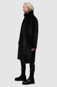 Двосторонній плащ AllSaints SERRA SHEARLING COAT жіночий колір чорний зимовий