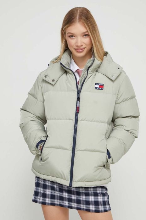 Пухова куртка Tommy Jeans жіноча колір зелений зимова (3374862)