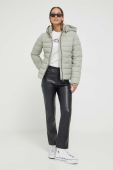 Куртка Tommy Jeans жіноча колір зелений зимова (3510238)