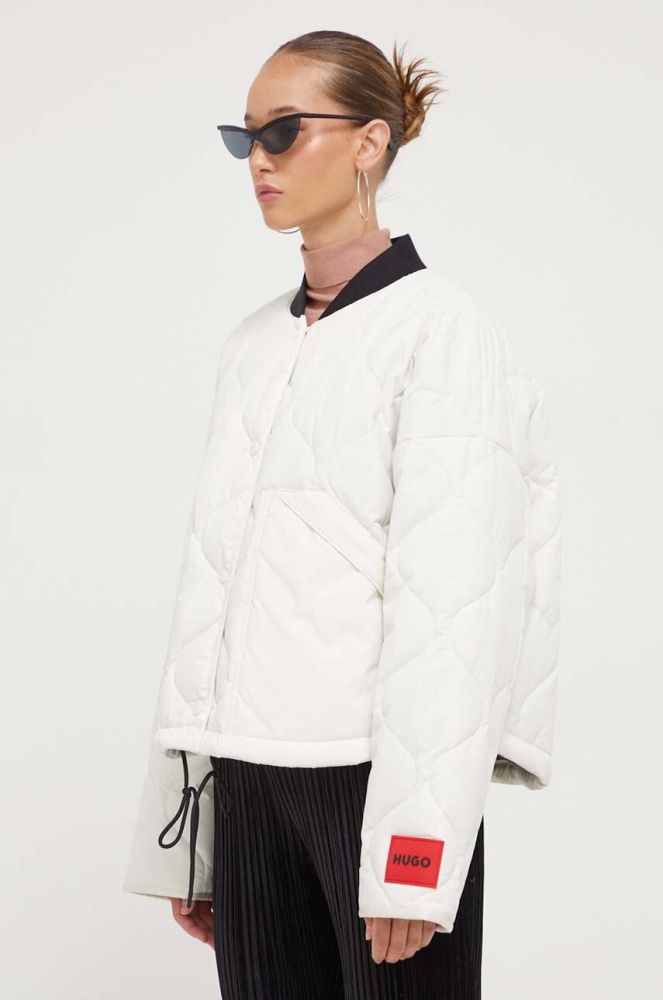 Куртка HUGO жіноча колір білий перехідна (3480479)