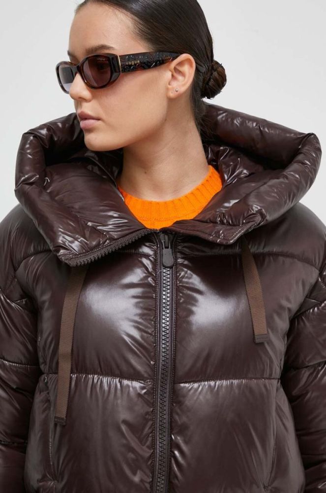 Куртка Save The Duck жіноча колір коричневий зимова oversize фото 4