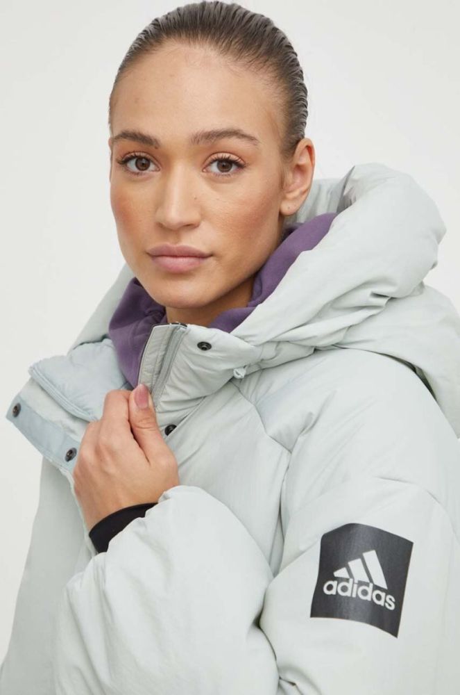 Пухова куртка adidas жіноча колір зелений зимова oversize фото 5