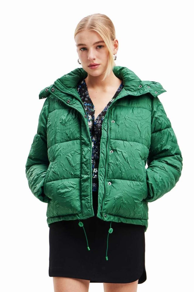 Куртка Desigual жіноча колір зелений зимова