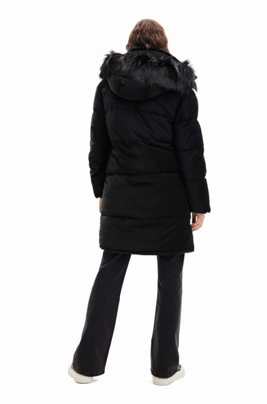 Пальто Desigual 23WWEW98 WOMAN WOVEN PADDED LONG OVERCOA жіноче колір чорний зимове фото 2
