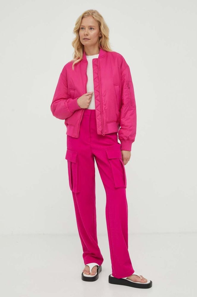 Куртка-бомбер Marc O'Polo жіночий колір рожевий перехідна