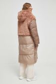 Куртка UGG жіноча колір бежевий зимова