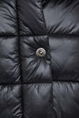 Куртка Sisley жіноча колір чорний зимова (3633004)