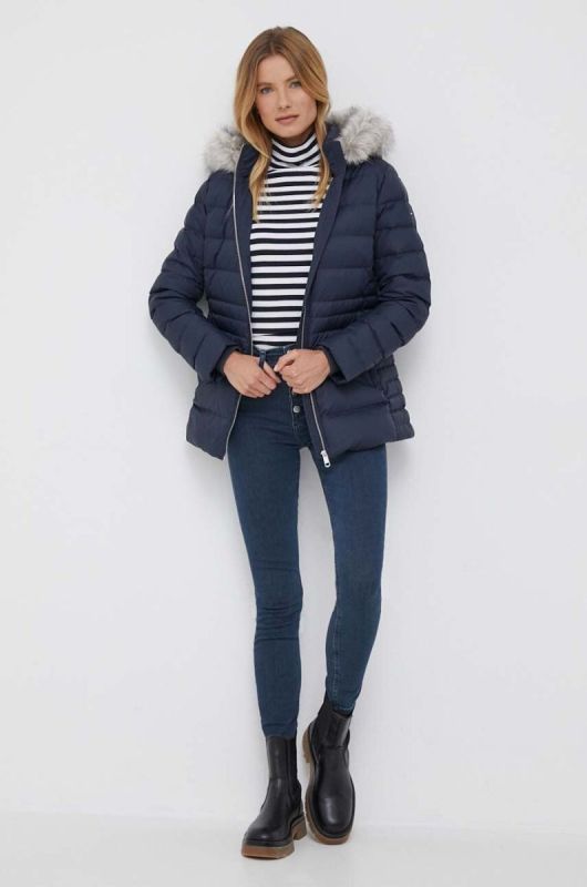 Пухова куртка Tommy Hilfiger жіноча колір синій зимова (3424581) фото 2