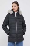 Пухова куртка Tommy Hilfiger жіноча колір чорний зимова (3424576)