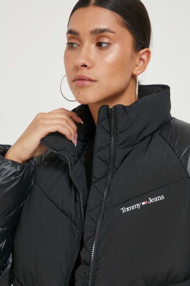 Куртка Tommy Jeans жіноча колір чорний зимова (3429562) фото 4